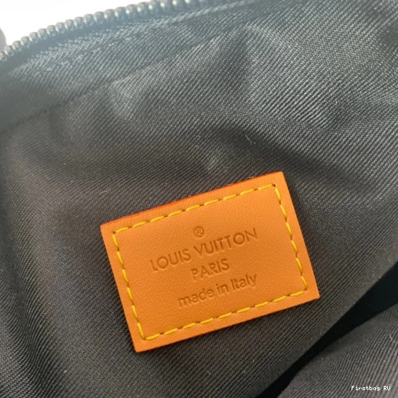 First bag SLING LOUIS BAG AMAZONE NIGO VUITTON 0809